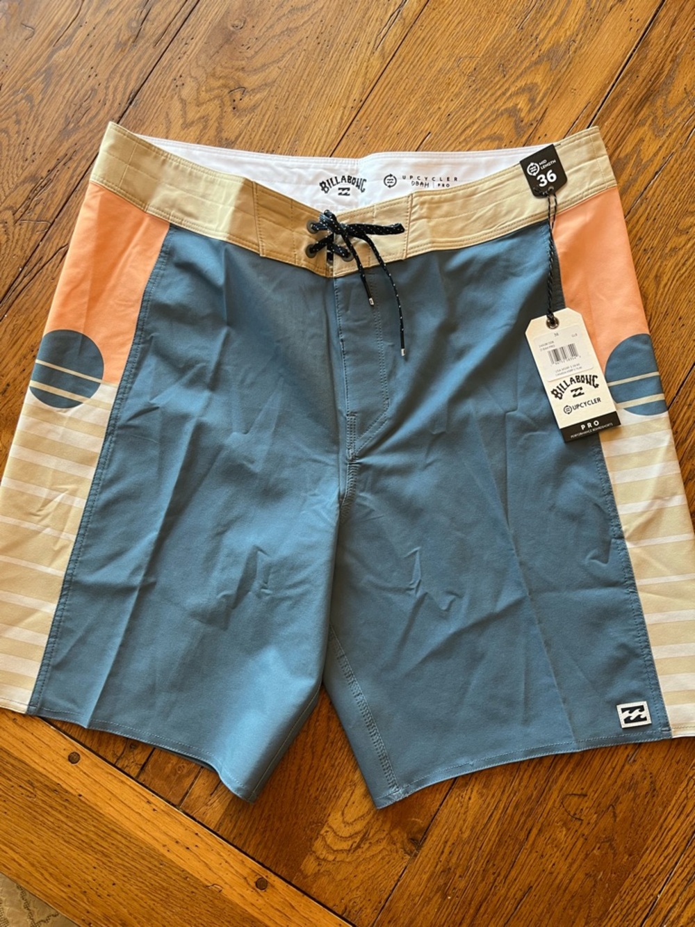 Billabong Men’s Blue, Peach & Tan Colorblock Boardshorts